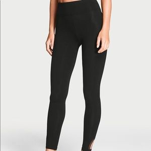🚫SOLD🚫VS High Waist Cutout Legging
